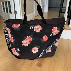 Victoria’s Secret PINK tote bag